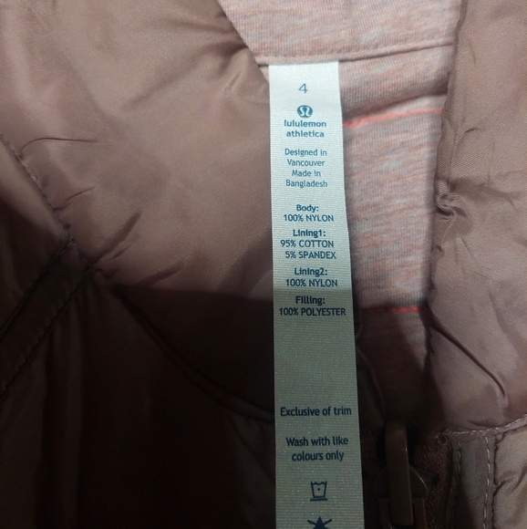 Lululemon Athletica Women's Puffer Jacket in Mauve - Picture 5 of 8